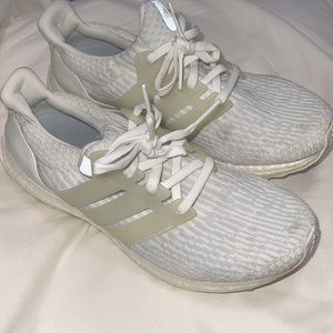 GUC Adidas ultra boost continental white size 9